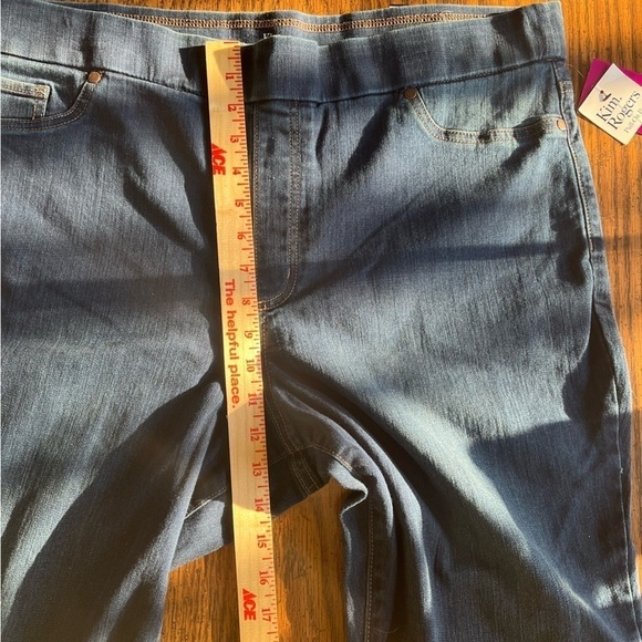 𝅺kim Rogers®
Women's Pull On Denim Jeans - Picture 5 of 7